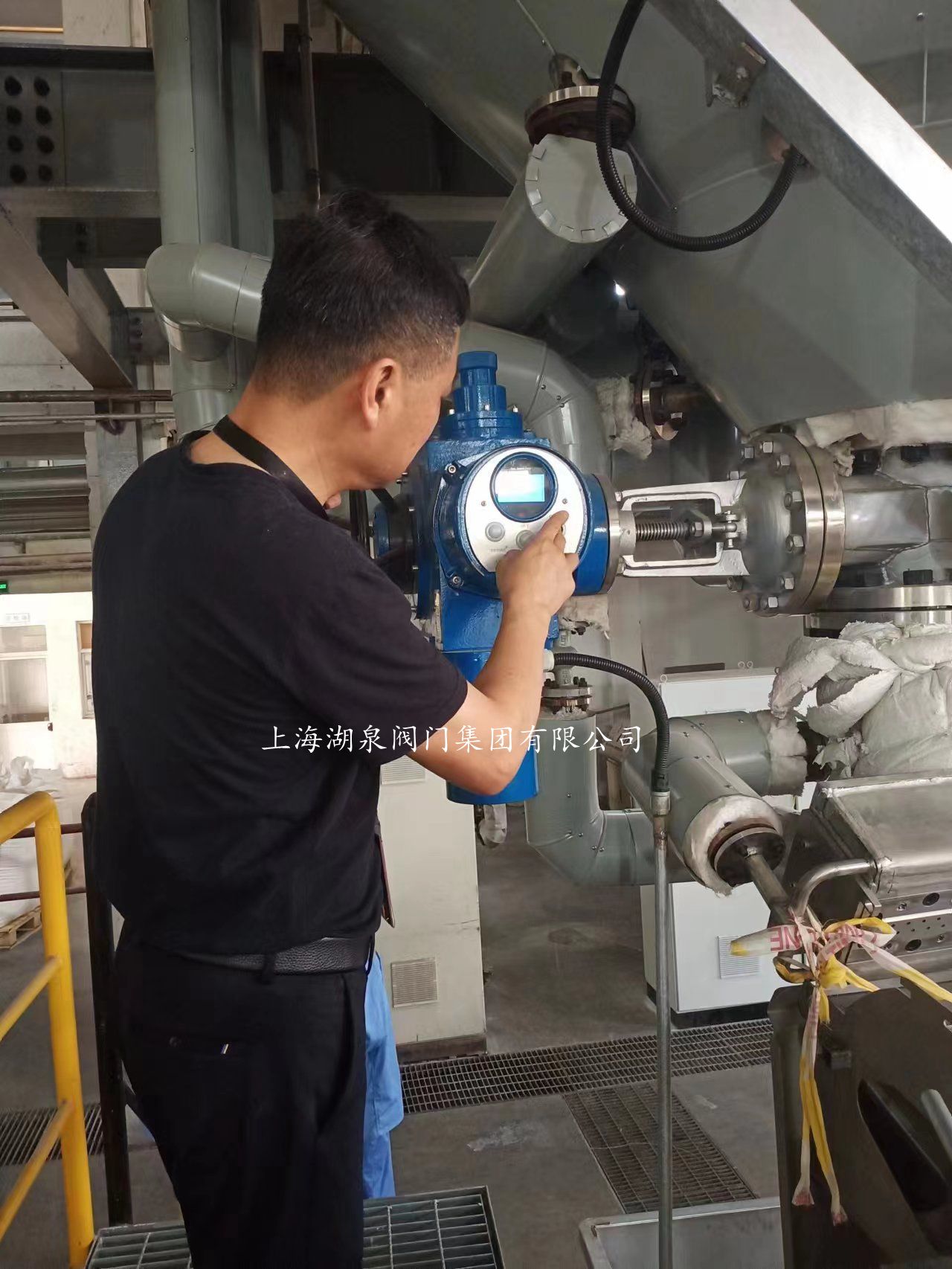 電動(dòng)閘閥z941H-16C  DN600安裝調(diào)試現(xiàn)場